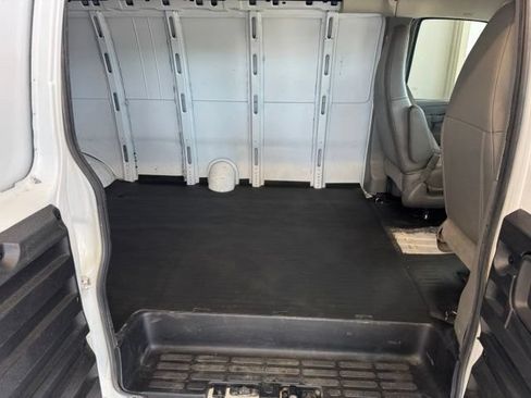 Used 2021 GMC Savana 3500 Extended w/ Driver Convenience Package RWD image 36