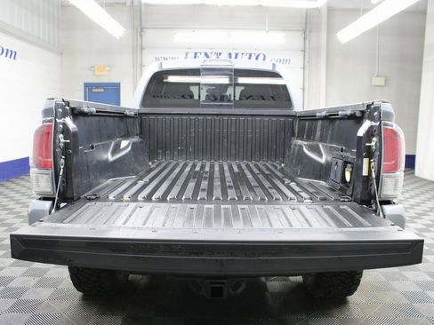 Used 2021 Toyota Tacoma TRD Sport image 31