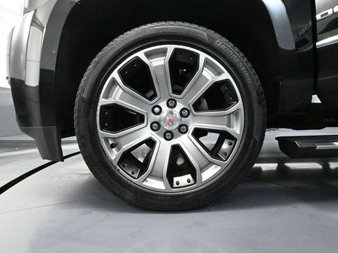 Used 2017 GMC Yukon Denali image 18