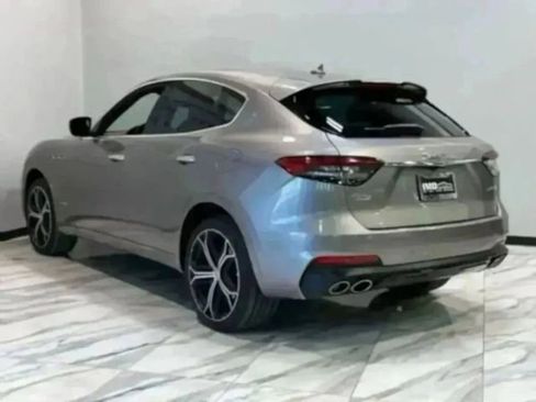 Used 2021 Maserati Levante S GranSport image 8