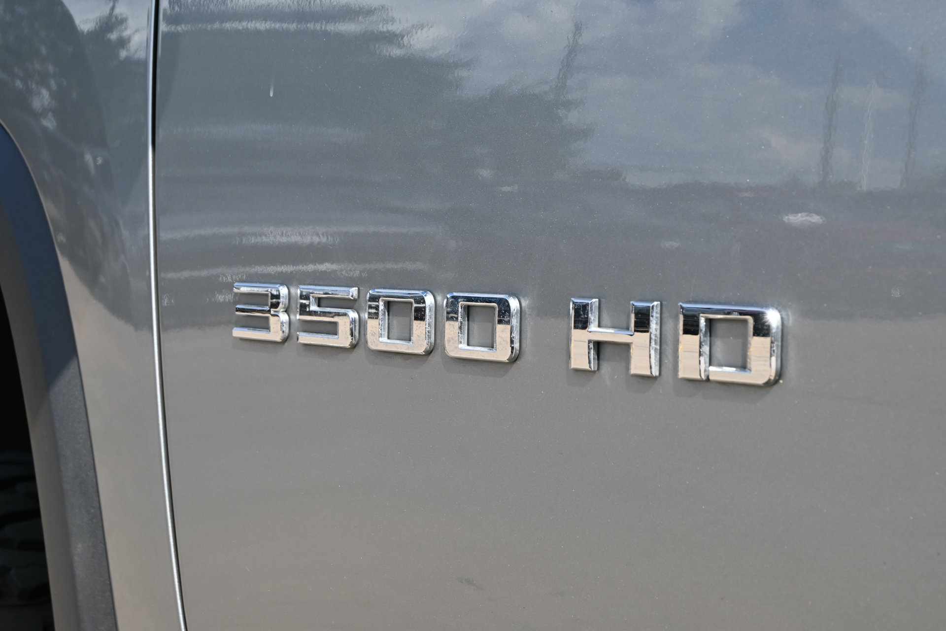 Used 2025 Chevrolet Silverado 3500 LT AWD/4WD image 16