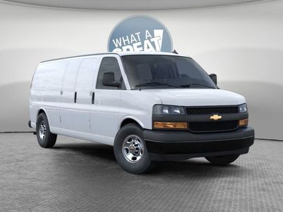 New 2026 Chevrolet Express 2500 Extended w/ Driver Convenience Package