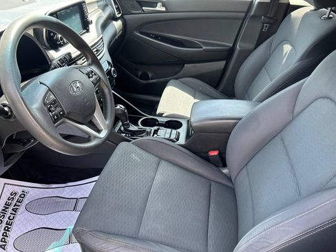 Used 2019 Hyundai Tucson SE FWD image 11