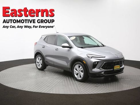 Used 2024 Buick Encore GX Preferred FWD image 48