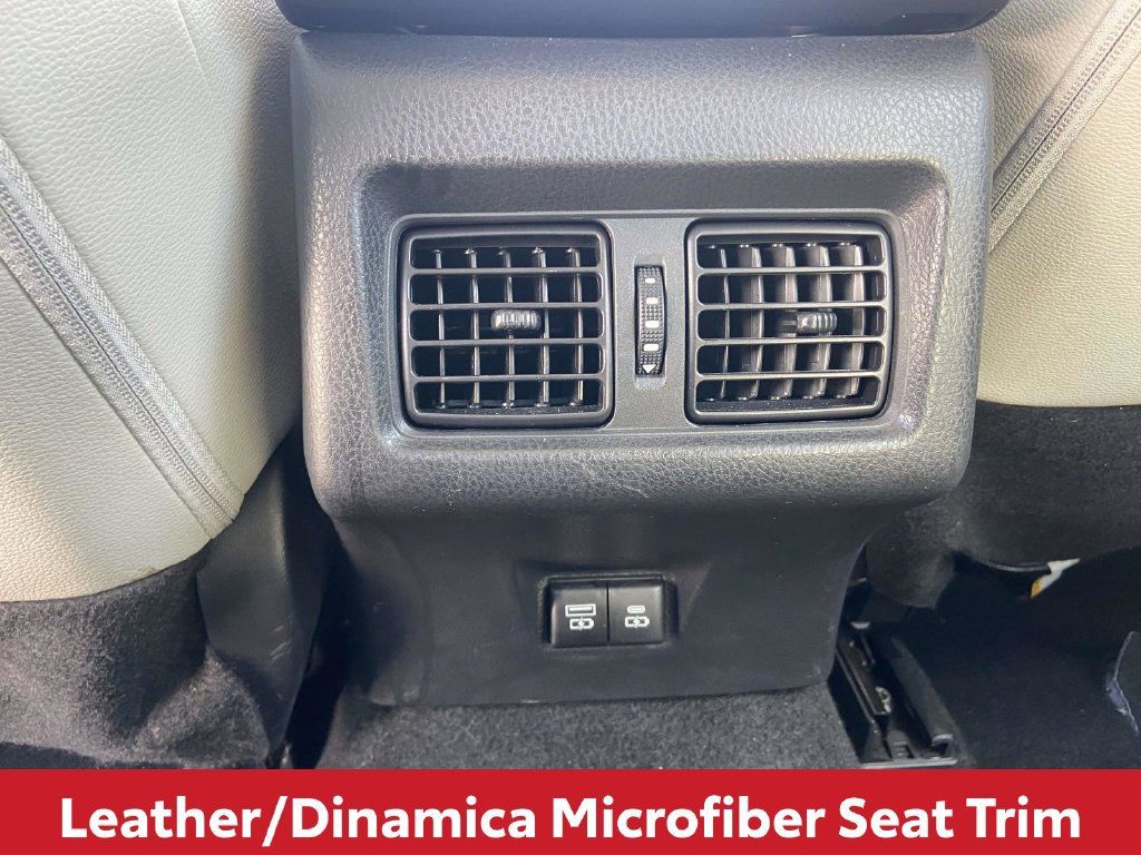 Used 2025 Toyota Camry XLE FWD image 20