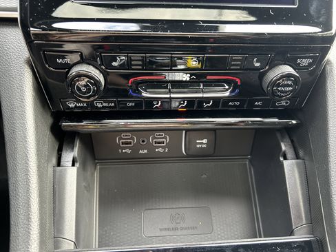 New 2025 Jeep Grand Cherokee Altitude image 26