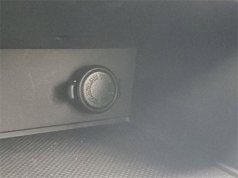 Used 2019 Subaru Crosstrek 2.0i Premium image 27