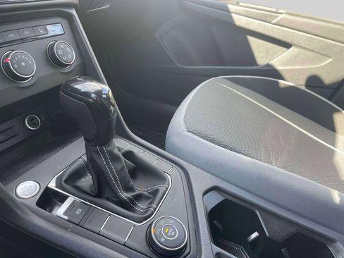 Used 2022 Volkswagen Taos S image 28