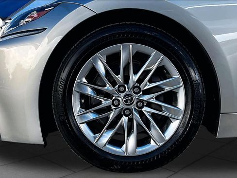 Used 2018 Lexus LS 500 w/ Interior Upgrade Package RWD image 11