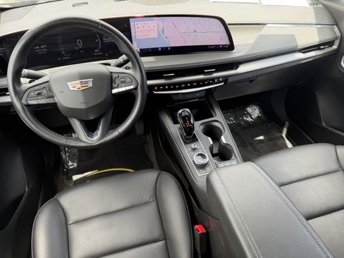Certified 2025 Cadillac XT4 Premium Luxury FWD image 14