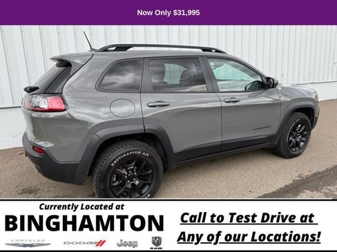 Used 2022 Jeep Cherokee Trailhawk w/ Trailer Tow Group image 7