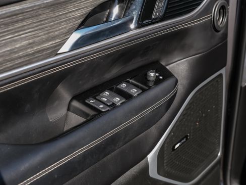 Used 2022 Jeep Wagoneer Series III w/ Convenience Group I image 45