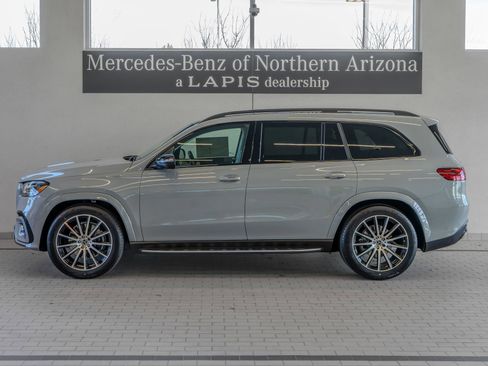 New 2026 Mercedes-Benz GLS 450 4MATIC image 2