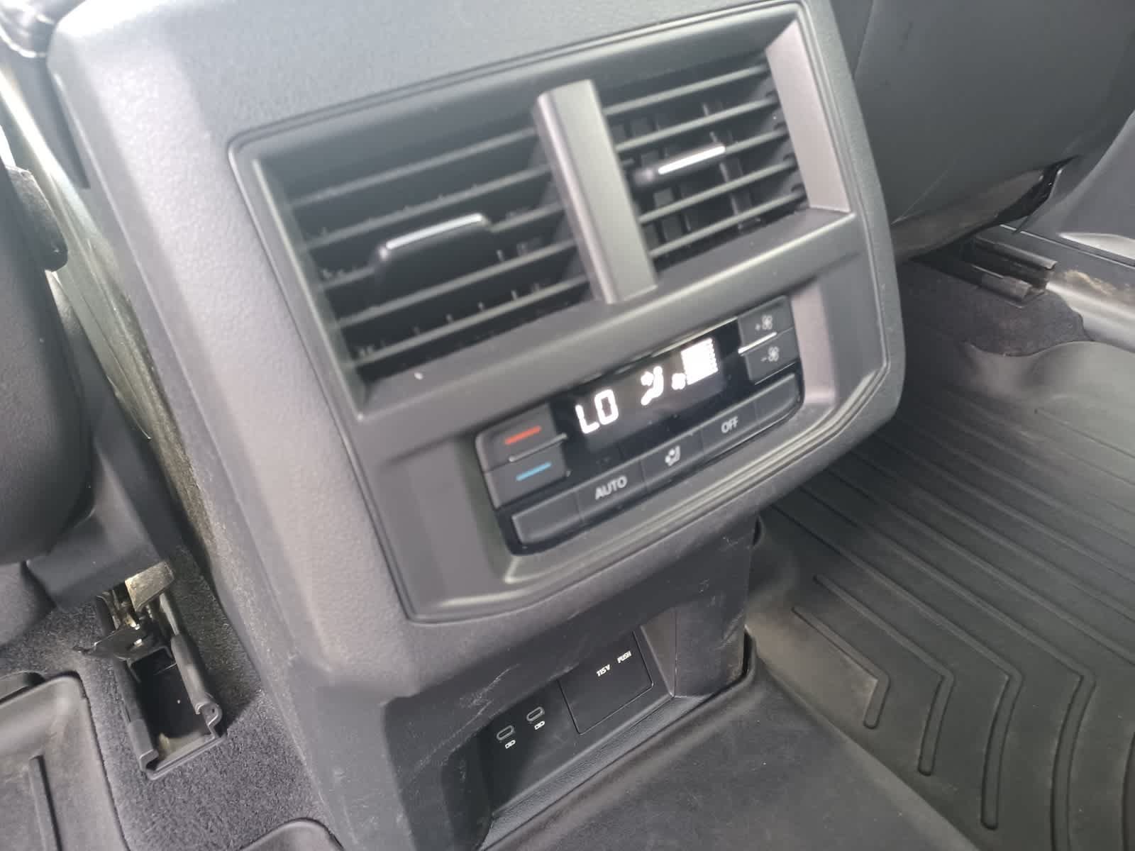 Used 2022 Volkswagen Atlas SE AWD/4WD image 13