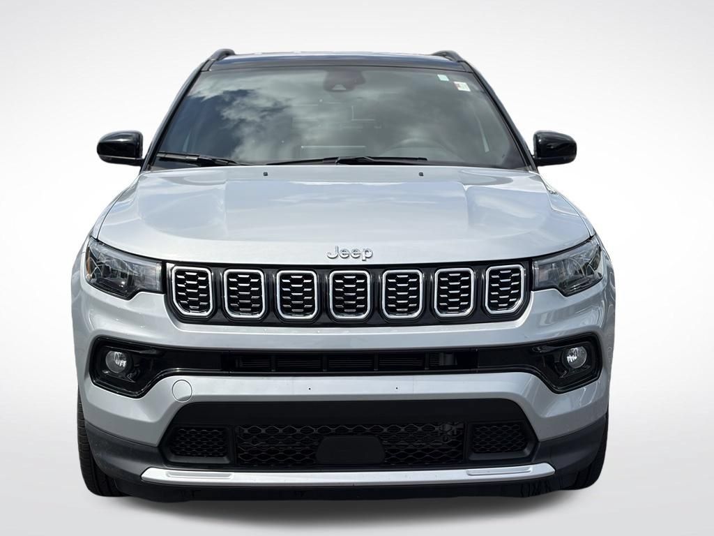 Used 2024 Jeep Compass Limited AWD/4WD image 3