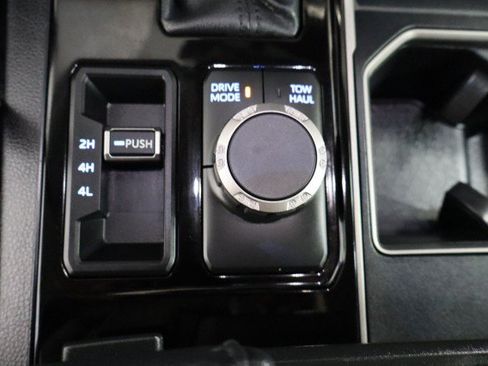 Used 2022 Toyota Tundra SR5 AWD/4WD image 62