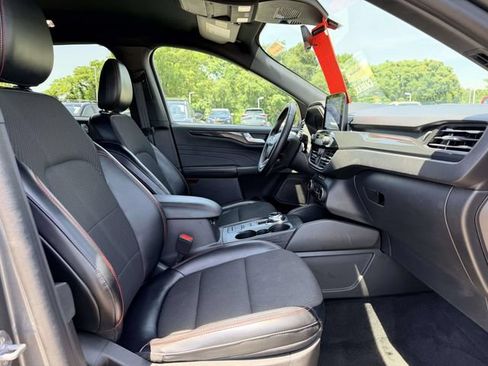 Used 2024 Ford Escape ST-Line FWD image 10