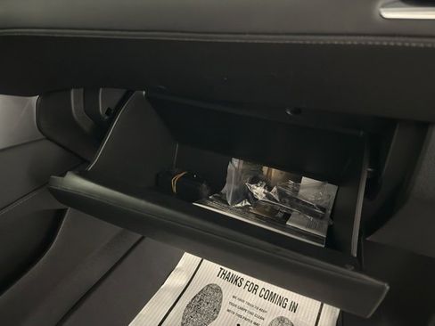 Used 2024 Chevrolet Tahoe Z71 w/ Z71 Off-Road Package image 28