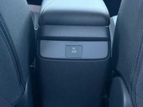 New 2026 Nissan Sentra SV w/ SV Convenience Package FWD image 11