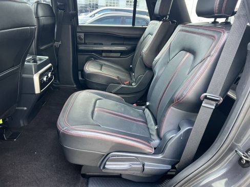 Used 2023 Ford Expedition Limited image 24