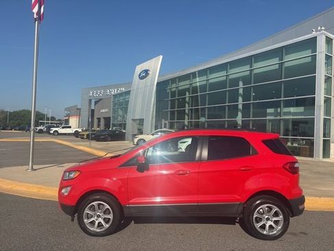 Used 2021 Ford EcoSport SE image 2