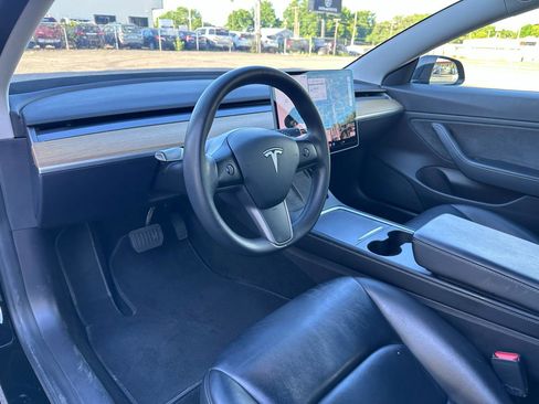 Used 2021 Tesla Model 3 Long Range AWD/4WD image 11