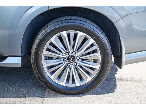 New 2026 INFINITI QX80 Luxe w/ Cargo Package image 10