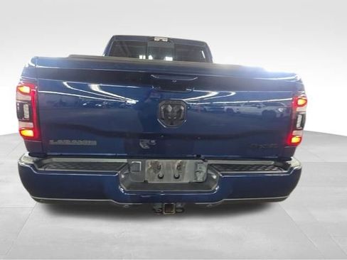 Used 2024 RAM 2500 Laramie w/ Night Edition AWD/4WD image 5