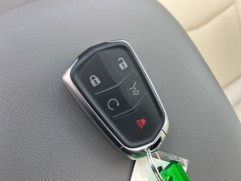 Used 2024 Cadillac XT6 Premium Luxury w/ Technology Package FWD image 45