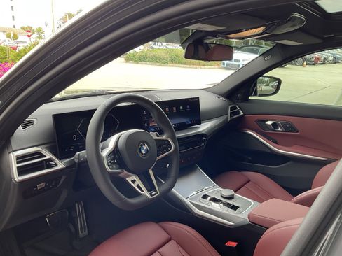 Used 2026 BMW 330i xDrive Sedan w/ M Sport Package AWD/4WD image 9