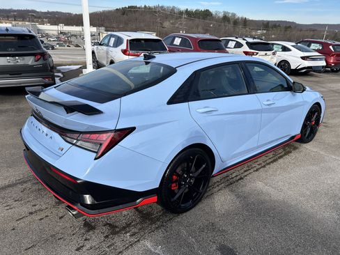 Used 2025 Hyundai Elantra N image 5