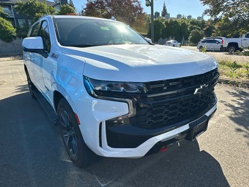 Used 2023 Chevrolet Tahoe Z71 w/ Z71 Off-Road Package AWD/4WD image 3