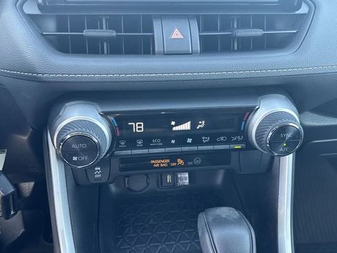 Certified 2022 Toyota RAV4 LE image 16