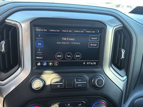 Used 2019 Chevrolet Silverado 1500 LT w/ All-Star Edition AWD/4WD image 9