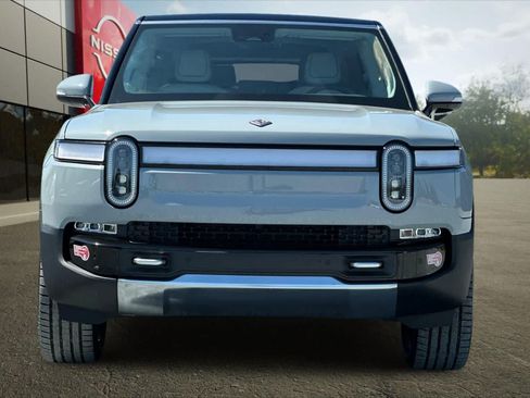 Used 2023 Rivian R1S Adventure AWD/4WD image 11