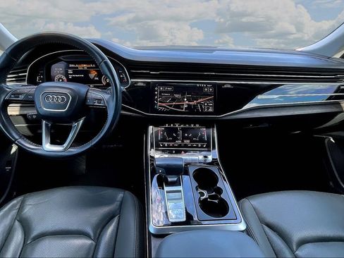 Used 2019 Audi Q8 Prestige AWD/4WD image 7