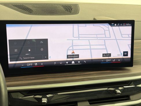 Certified 2024 BMW X7 xDrive40i w/ Executive Package image 21