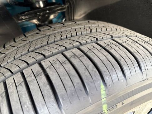 New 2026 Volkswagen Atlas Cross Sport SEL R-Line image 38