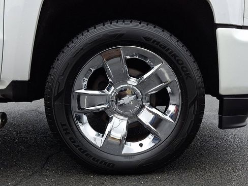 Used 2017 Chevrolet Silverado 1500 LTZ Z71 w/ LTZ Plus Package image 8