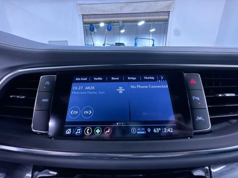 Used 2023 Buick Enclave Essence w/ Experience Buick Package AWD/4WD image 24