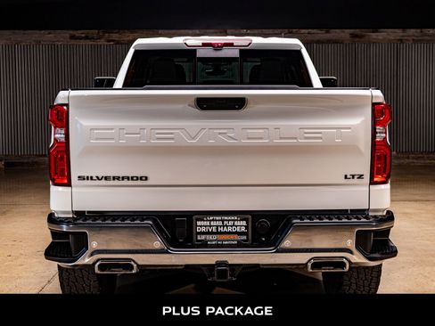 Used 2020 Chevrolet Silverado 1500 LTZ w/ LTZ Plus Package image 7
