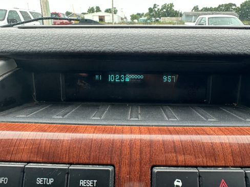 Used 2010 Ford F150 Lariat AWD/4WD image 15