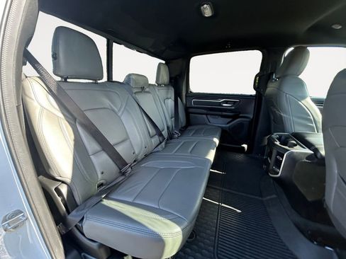 Used 2022 RAM 1500 Big Horn AWD/4WD image 11