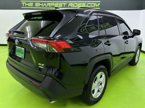 Used 2020 Toyota RAV4 XLE w/ Convenience Package AWD/4WD image 10