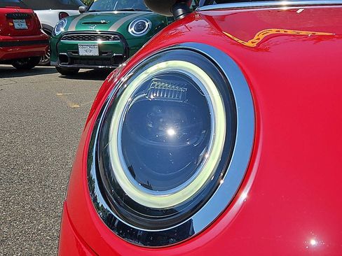 Used 2024 MINI Cooper S w/ Signature Upholstery Package FWD image 9