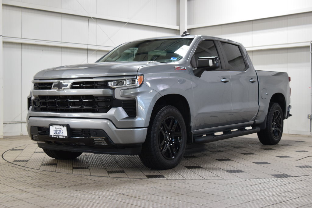 Used 2023 Chevrolet Silverado 1500 RST AWD/4WD image 3