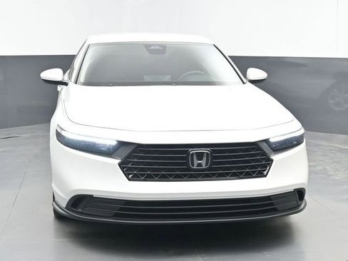 Used 2025 Honda Accord LX image 3