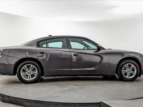 Used 2023 Dodge Charger SXT RWD image 9