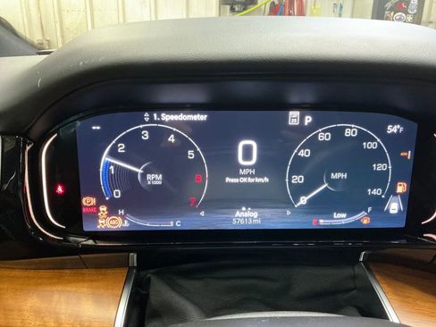 Certified 2024 Jeep Grand Wagoneer L Series III AWD/4WD image 21