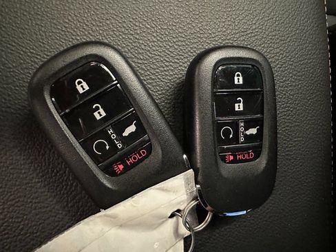 Used 2025 Honda CR-V Sport-L image 17